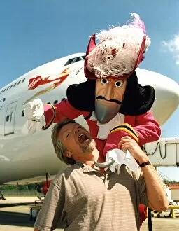 Branson Collection: Richard Branson with new 747-400 aircraft