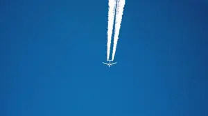 Modern Aircraft Prints: Ryanair 737-800 with Winglets Contrailling 12 July 2007