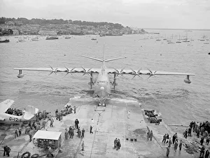 <b class=qtipBold><figcaption>Saunders Roe Princess</figcaption></b><br>Saro Princess Launch Cowes 01/08/52 (c) Flight<br><em>© Flight Global 2009 - All Rights Reserved</em> Saunders Roe Princess