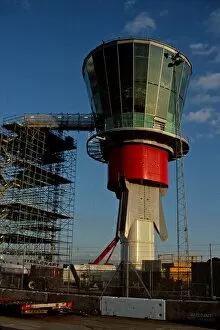 Flight Collection: SPA new LHR control tower 12 / 10 / 04 p 16