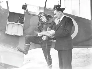 <b class=qtipBold><figcaption>Spitfire Pilot</figcaption></b><br><br><em>© Flight Global 2009 - All Rights Reserved</em> Spitfire Pilot