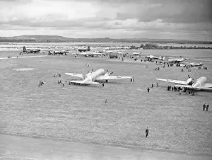 <b class=qtipBold><figcaption>Thorney Island airshow 1955</figcaption></b><br><br><em>© Flight Global 2009 - All Rights Reserved</em> Thorney Island airshow 1955