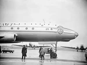 Tupolev Tu-104 Aeroflot CCCP-N5400 March 1956 Heathrow (c) Flight