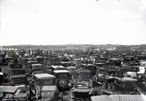 Flight Gallery: undreds of cars and crowd at an airshow, 1926