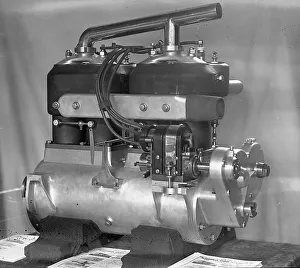 <b class=qtipBold><figcaption>Vivians Aero engine</figcaption></b><br>A Vivians Aero engine on display at the 1909 Olympia Aero Show.<br><em>© Flight Global 2009 - All Rights Reserved</em> Vivians Aero engine