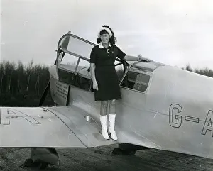 Images Dated 12th January 2012: Women in Aviation, 0211