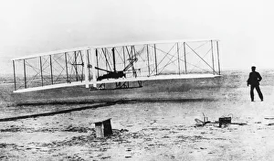 <b class=qtipBold><figcaption>Wright Flyer first flight 1903</figcaption></b><br><br><em>© Flight Global 2009 - All Rights Reserved</em> Wright Flyer first flight 1903