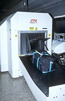 Images Dated 6th January 2006: X-ray baggage machine at Salt Lake City Airport, USA